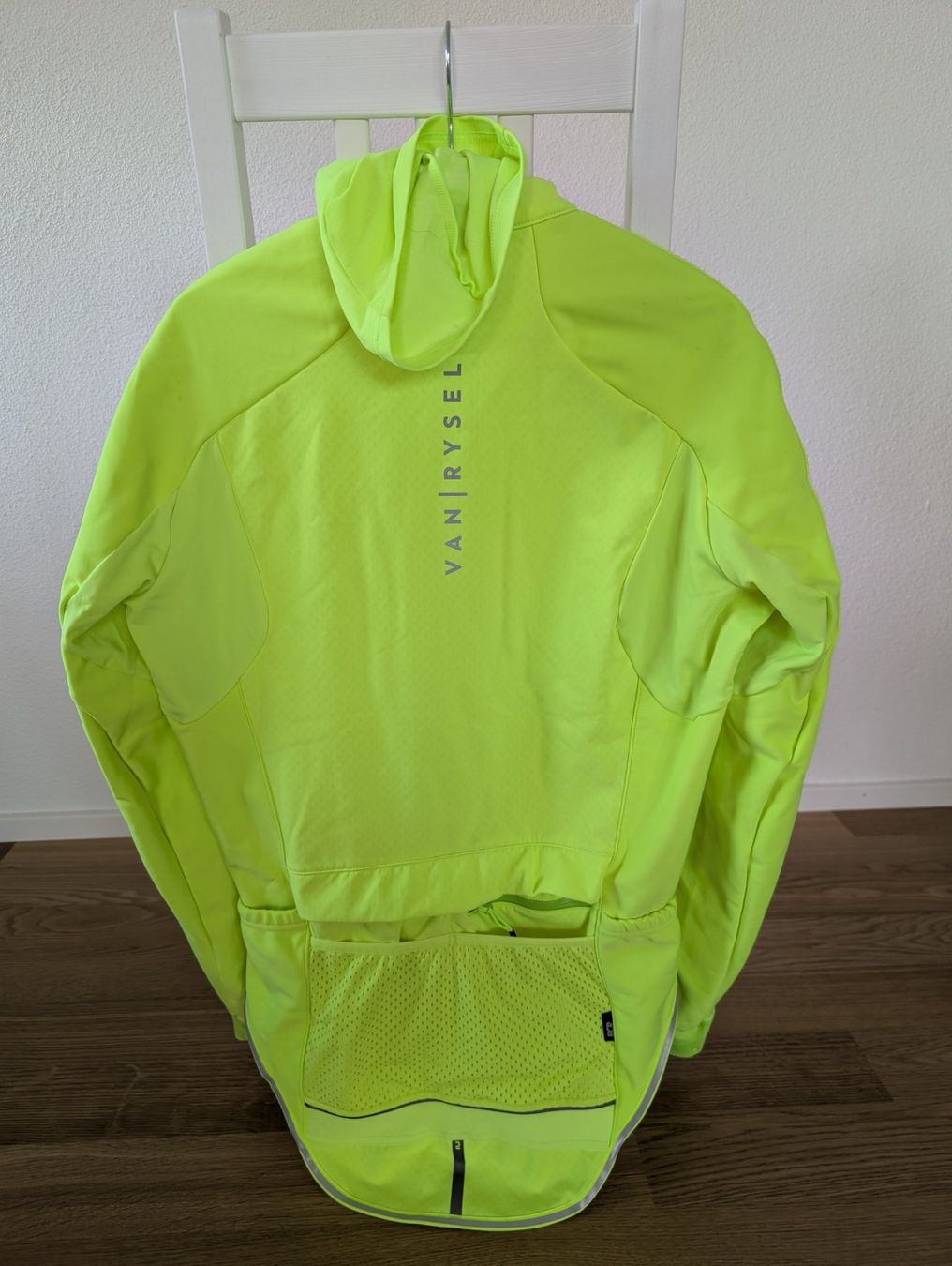 Van Rysel Giacche: Van Rysel Winterjacke neon gelb – Usato da Ehrikon venduto da S1mi03 1
