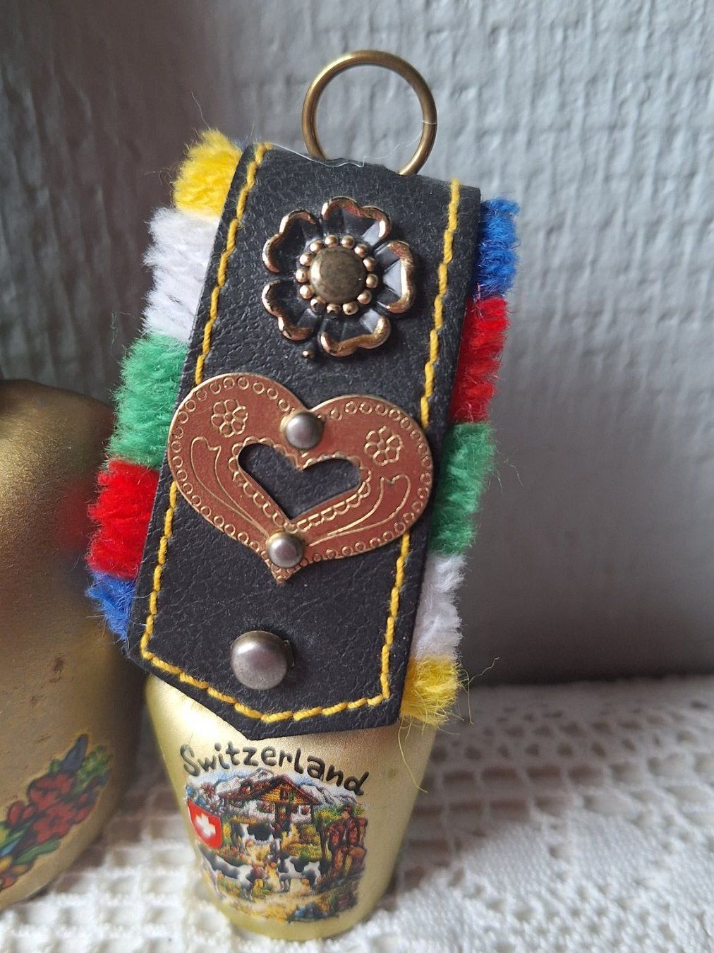 Campanacci mucche: 3kleine Souvenier-Glöckchen Schwitzerland – Usato da Arlesheim venduto da shopradl 3