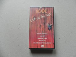 VHS Video Music Kassette AC / DC 1985 Fly on the Wall / LP