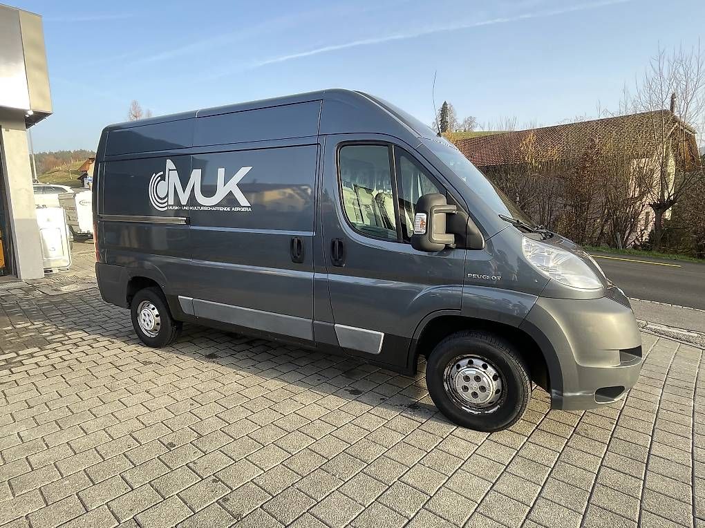 Best HD Pictures about  Peugeot Bus Gebraucht  with No AI Images