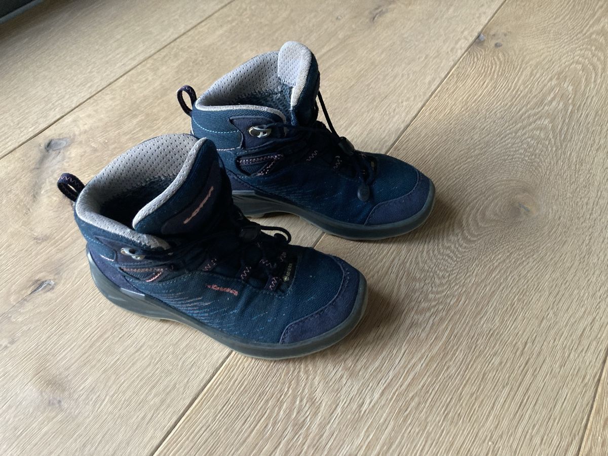 Lowa Schuhe für Jungen: Lowa Wanderschuh Gr. 31 – Gebraucht aus Matten(St.Stephan) von satapa