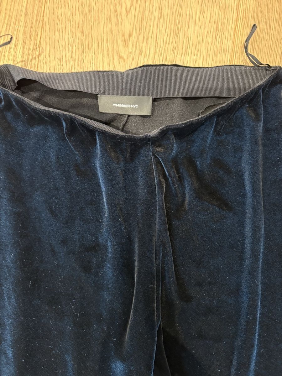 Leggings: Wardrobe NYC velvet leggins – Nuovo (secondo la descrizione) da St. Gallen venduto da ott_f827 1