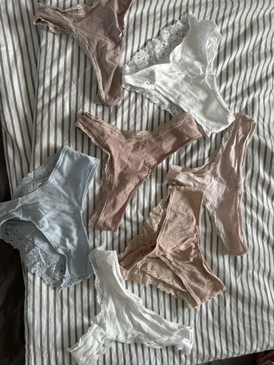 H&M Autres dessous: Süssi Damenslips mit Spitze, Gr. S – D'occasion à Zug par a.marryl