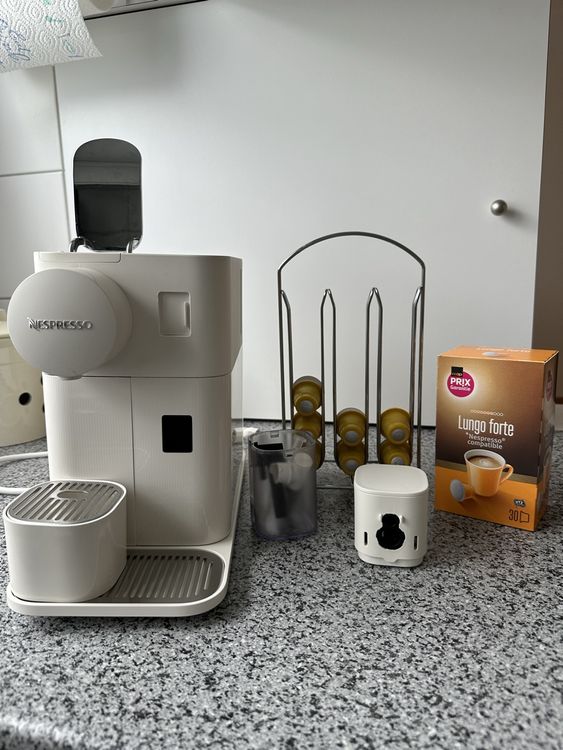 Nespresso Latissima mit extra Zubehör | Kaufen auf Ricardo