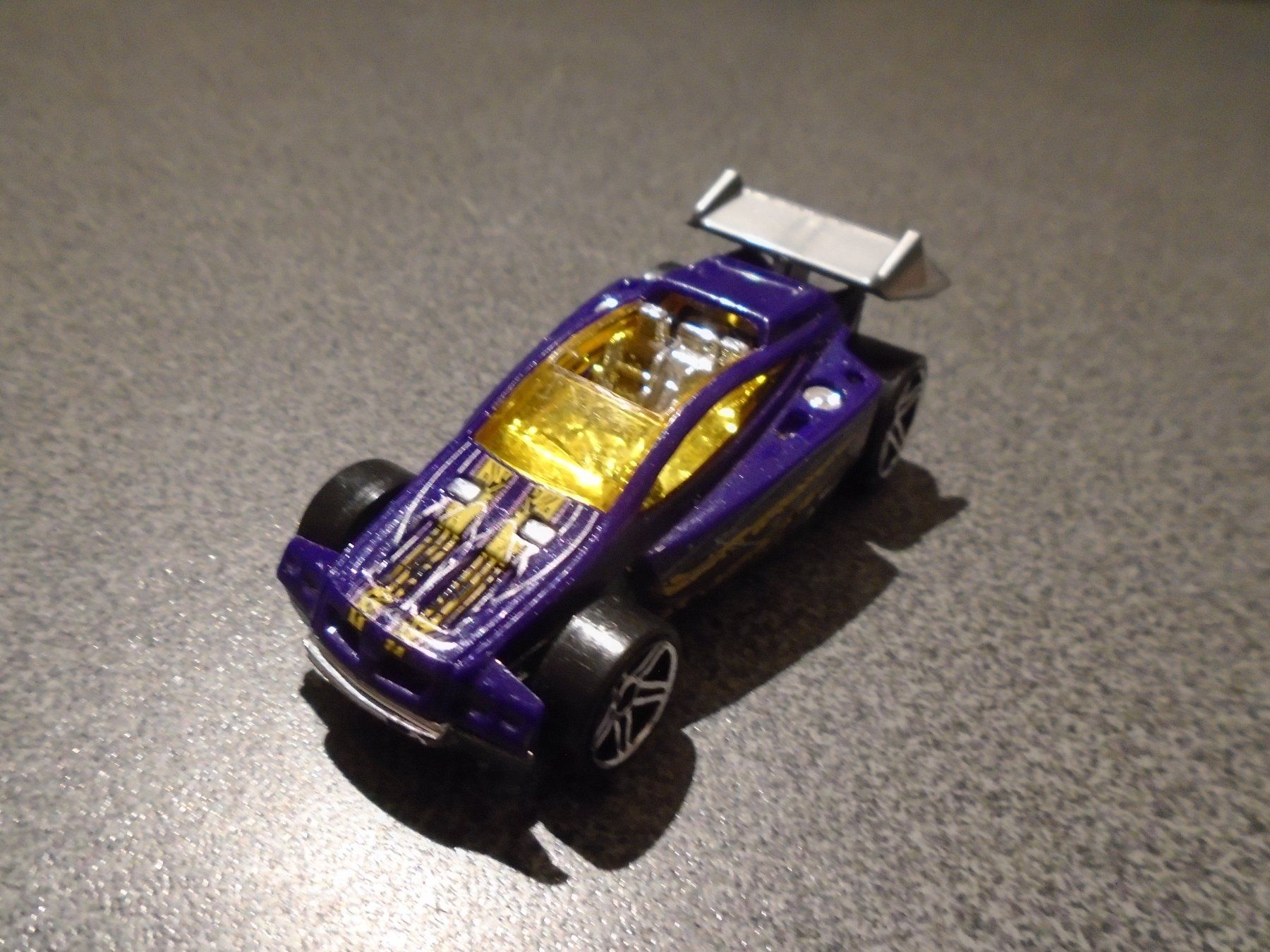Giocattoli: Spielzeugauto violett/gelbe Fenster – Usato da Zürich venduto da abraxas1291