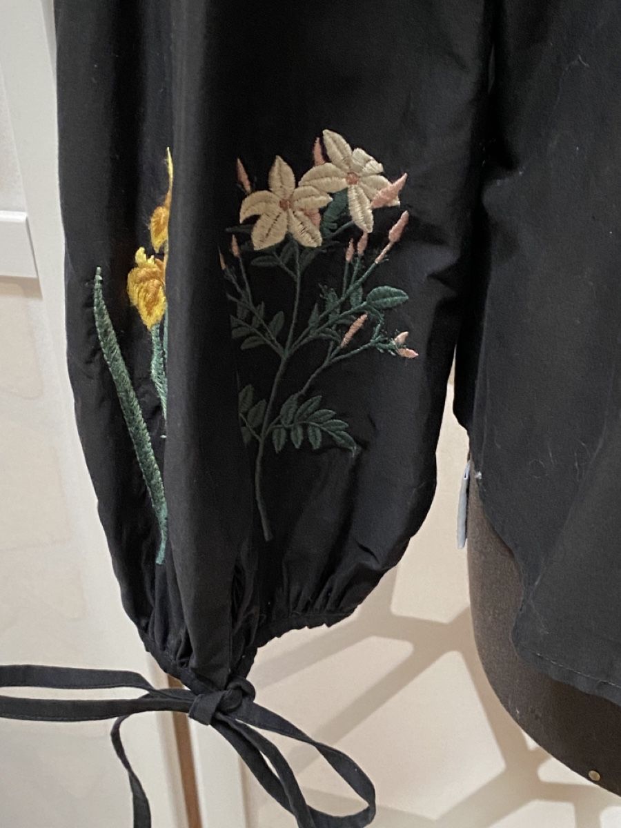 Tops: Great black poplin top with embroidery. S – Neu (gemäss Beschreibung) aus Grund b. Gstaad von PlageNeige 6