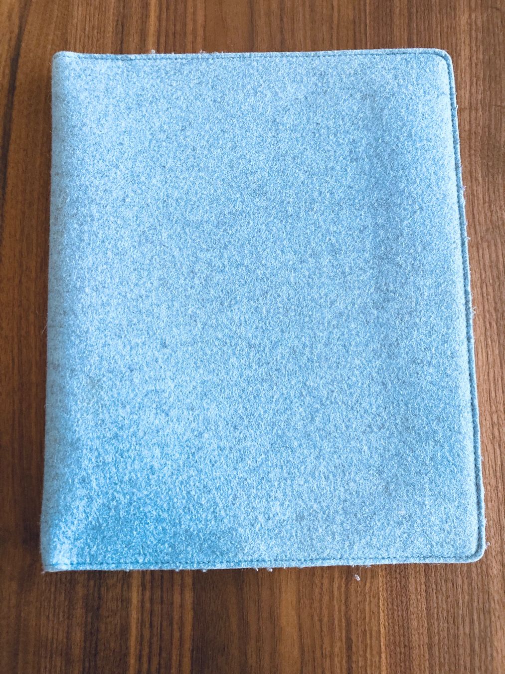 Covers & Borse: iPad Hülle "magic sleeve" - summer blue heather (12.9") – Usato da Zürich venduto da vesieber