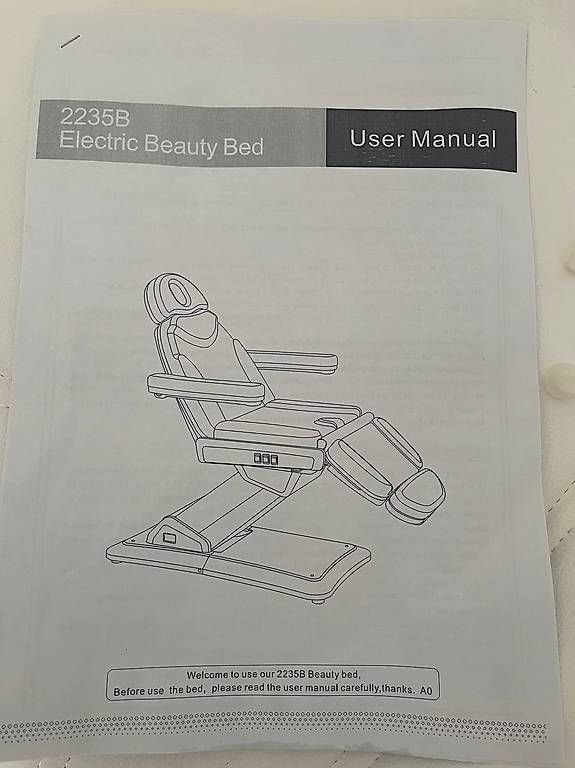 Fauteuils de soin: BEHANDLUNGSLIEGE, elektr. + EXTRAS – D'occasion à Brunnen par ker_2kzc 2