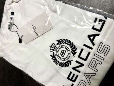 BALENCIAGA Tshirt XXL Weiss mit Siebdruck schwarz...NEU & o