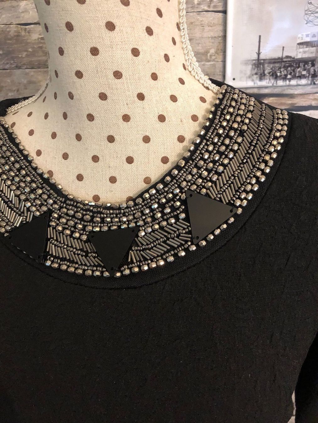 Kleider: Kleid schwarz mit Applikation Gr. 36 – Gebraucht aus Wettingen von Hasta80 2