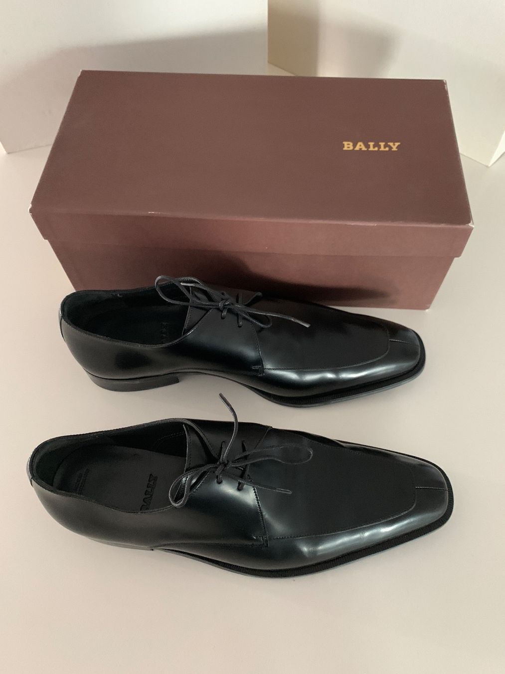 Bally Scarpe da uomo: BALLY chaussures neuves 42IT – Nuovo e nell'imballaggio originale da Morges venduto da auxbonnesaffaires