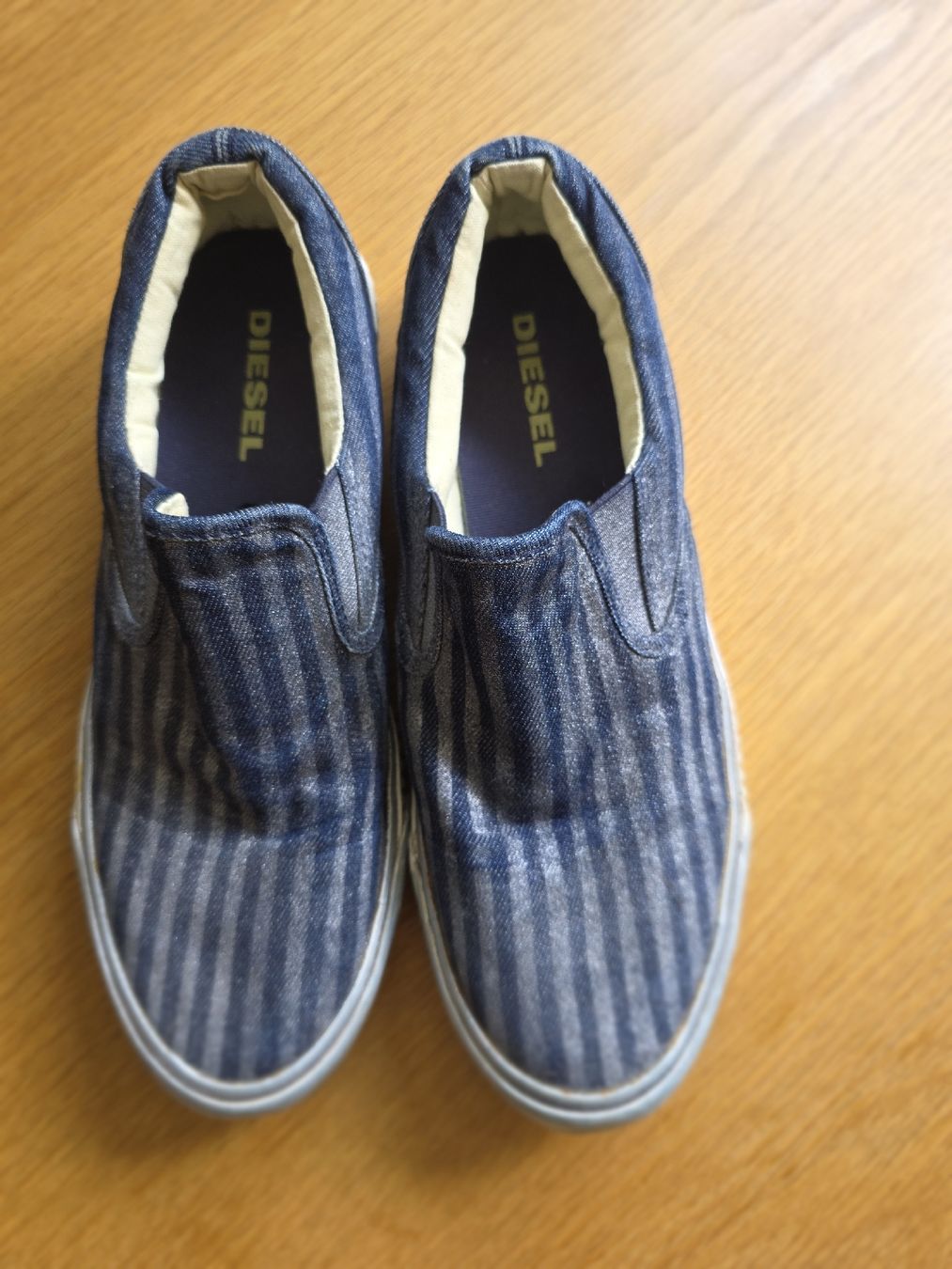 Diesel Scarpe da uomo: Loafer, Slipper Diesel Gr 39 – Usato da Interlaken venduto da NataliiaS