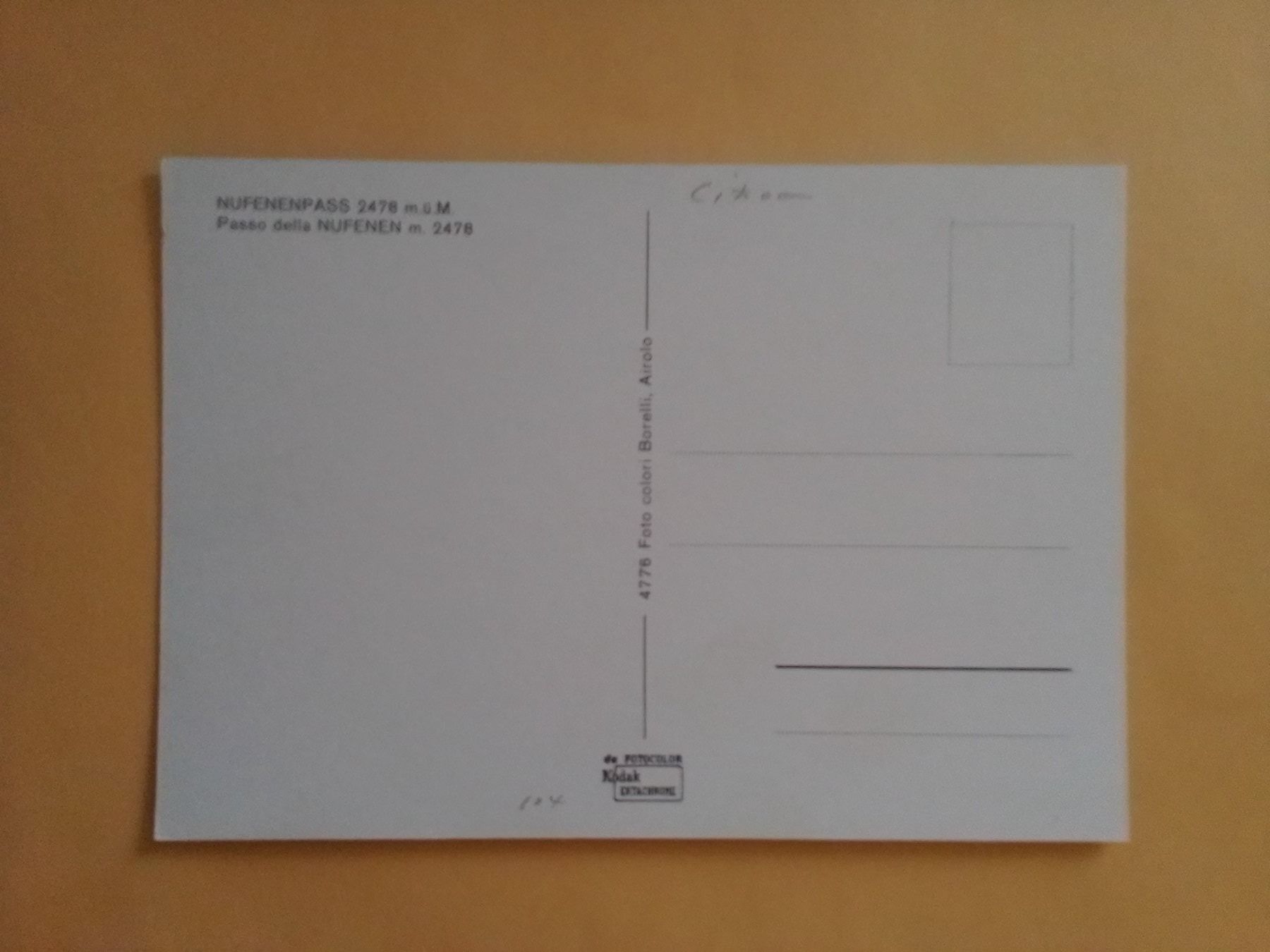 Cartoline postali: Nufenen Pass Postauto Motorräder Auto stark belebt – Usato da Küttigen venduto da Melisch1000 1