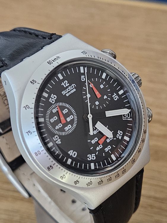 Swatch Irony Aluminium Herrenuhr Chronograph 40mm WIE NEU