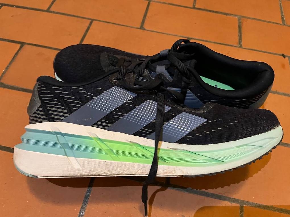 Adidas Scarpe da uomo: Laufschuhe Adidas Adistar 4 – Usato da Zürich venduto da mat_2tk5