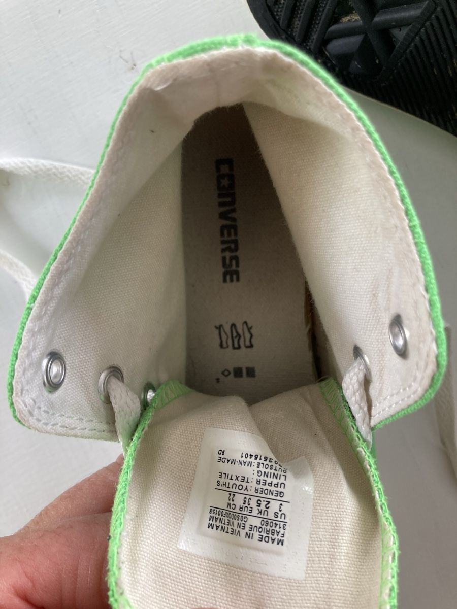Converse Scarpe da uomo: Converse grün Gr 35 signiert! – Usato da Kesswil venduto da Branca-01 5