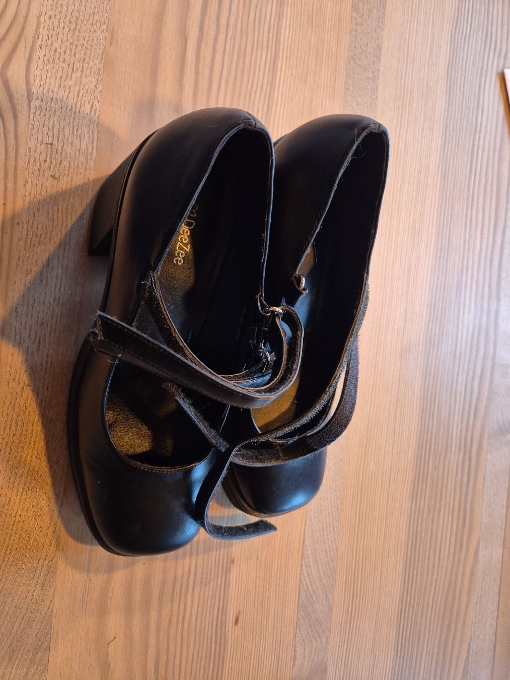 Scarpe da donna: Schuhe DeeZee – Usato da Rehetobel venduto da karenina02 4