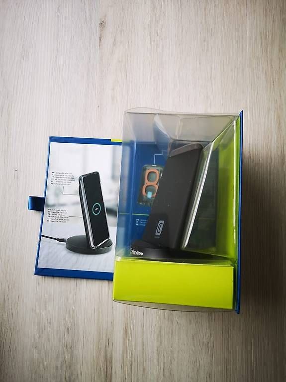 Caricabatterie: Cellularline Podium Wireless Charger 10W – Nuovo e nell'imballaggio originale da Ostermundigen venduto da danifdez 2