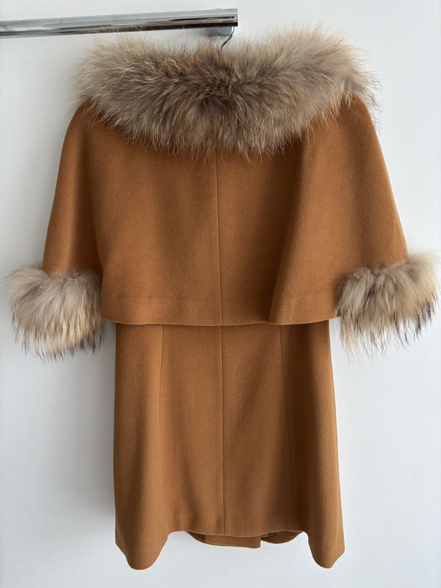 Mäntel: EAYON Brown Coat, Size M, Wool, Fur Trim - Winter – Gebraucht aus Rheinfelden von EmmaEmma001 1