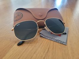 Ray-Ban