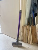 Dyson v6 Saugkopf u Arm
