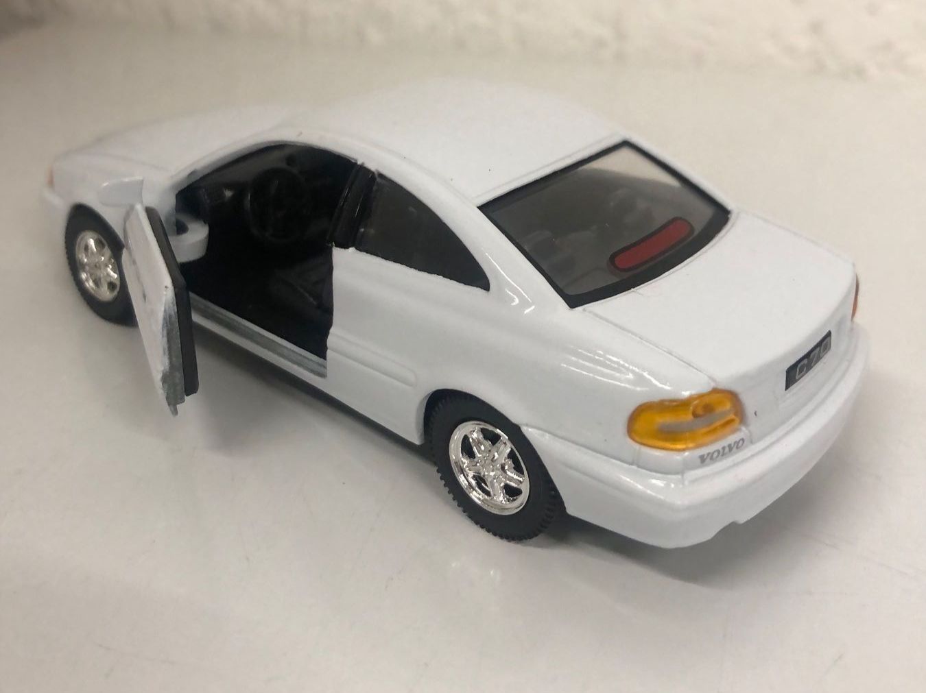 Volvo Modellini d'auto: Volvo C70 - weiss, DieCast metall – Nuovo (secondo la descrizione) da Lausen venduto da hot-preis 3