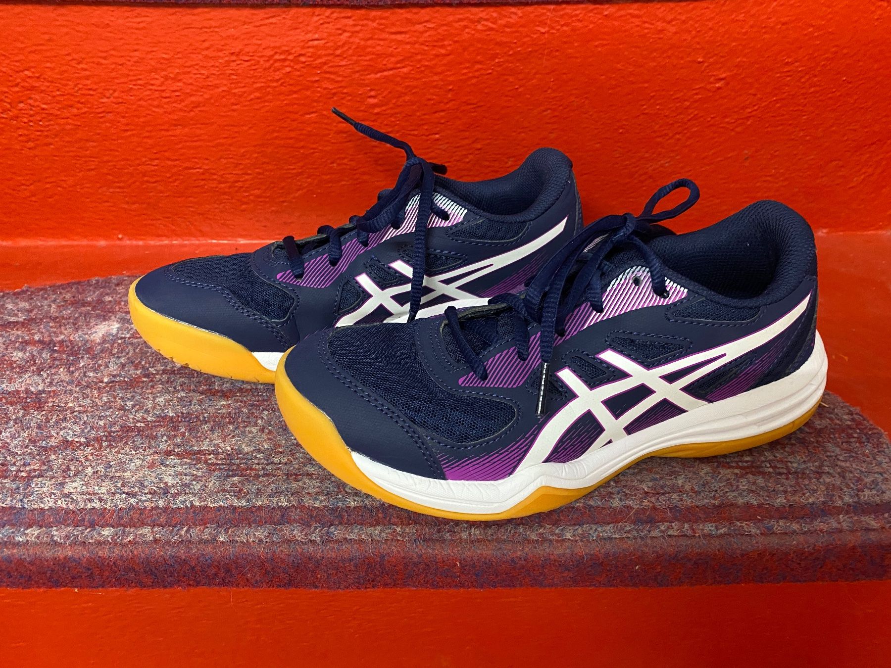 Asics Scarpe per ragazze: Hallenturnschuhe Gr. 36, Asics – Usato da Lotzwil venduto da kj78