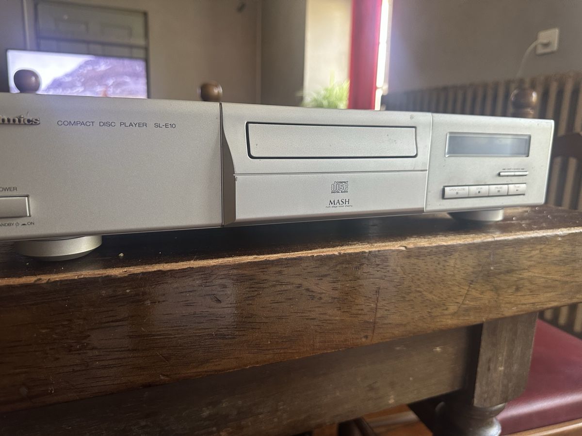 Technics Lettore multimediale & Streamer: Lecteur CD Technics SL-E10 état d'occasion – Usato da Le Mouret venduto da gil_q6k6 1
