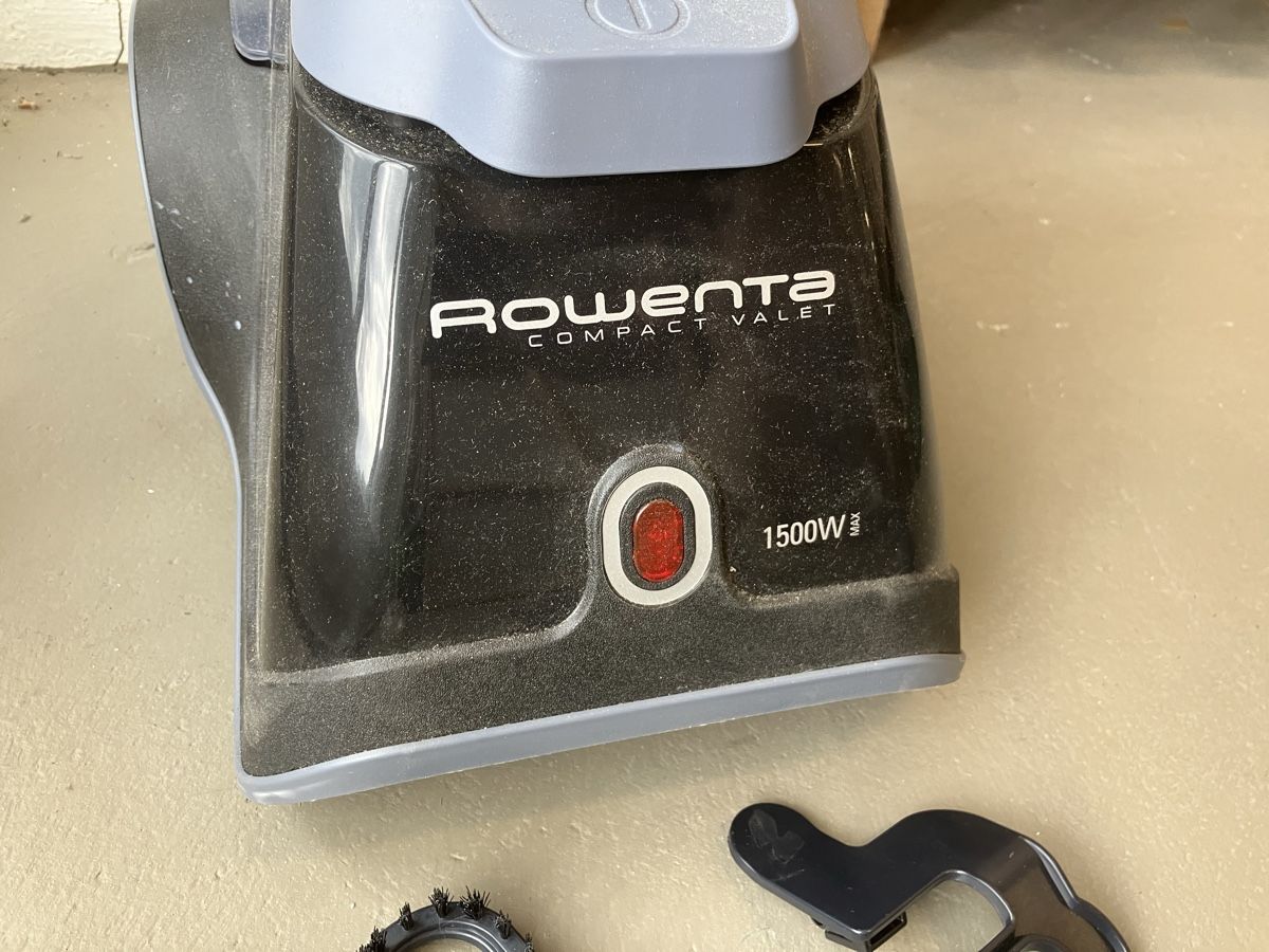 Rowenta Ferri da stiro: Rowenta Dampfglätter Compact Valet 1500W – Usato da Flums venduto da mya_2lh9 1