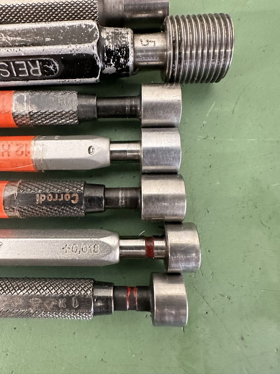Misurare: Grenzlehrdorn, Plug Gauges. – Usato da Aarberg venduto da SNMachines 1