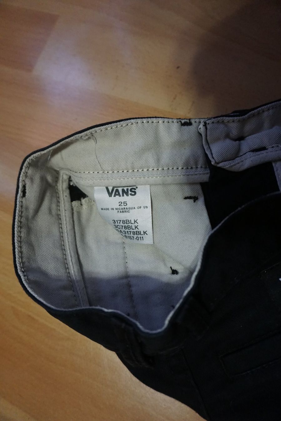 Vans Pantaloni: Vans Shorts, schwarz, Grösse 25 – Usato da Zürich venduto da einalemjena 2
