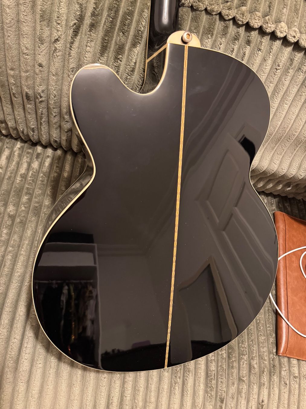 Epiphone Strumenti musicali: Epiphone EJ-200SCE/BK – Usato da Mannens venduto da FabFab_95 3