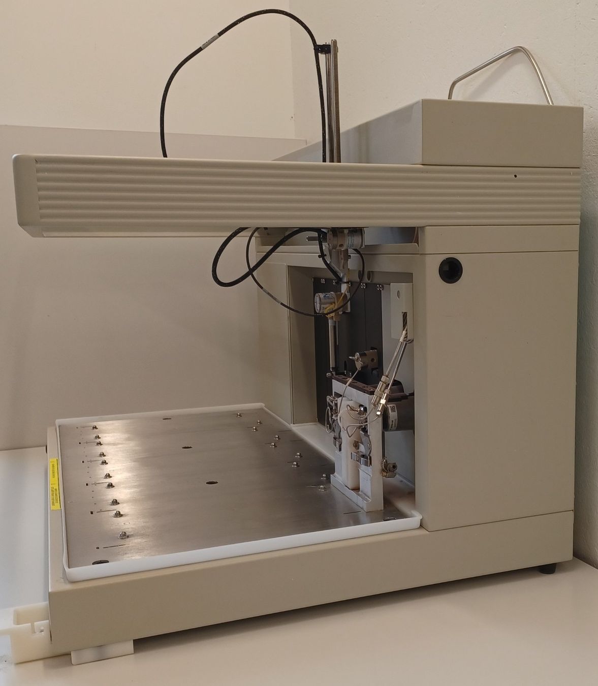 Accessori da laboratorio: Waters 2767 Sample Manager Autosampler – Difettoso da Niederdorf venduto da LeptonAG_Labor 2
