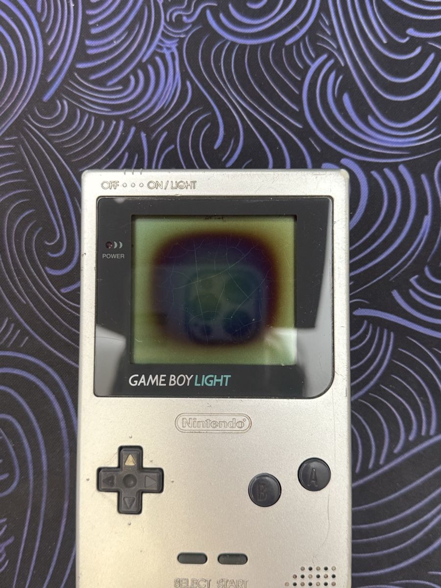 Nintendo Console: Nintendo Game Boy Light – Difettoso da Zürich venduto da Reogen 4