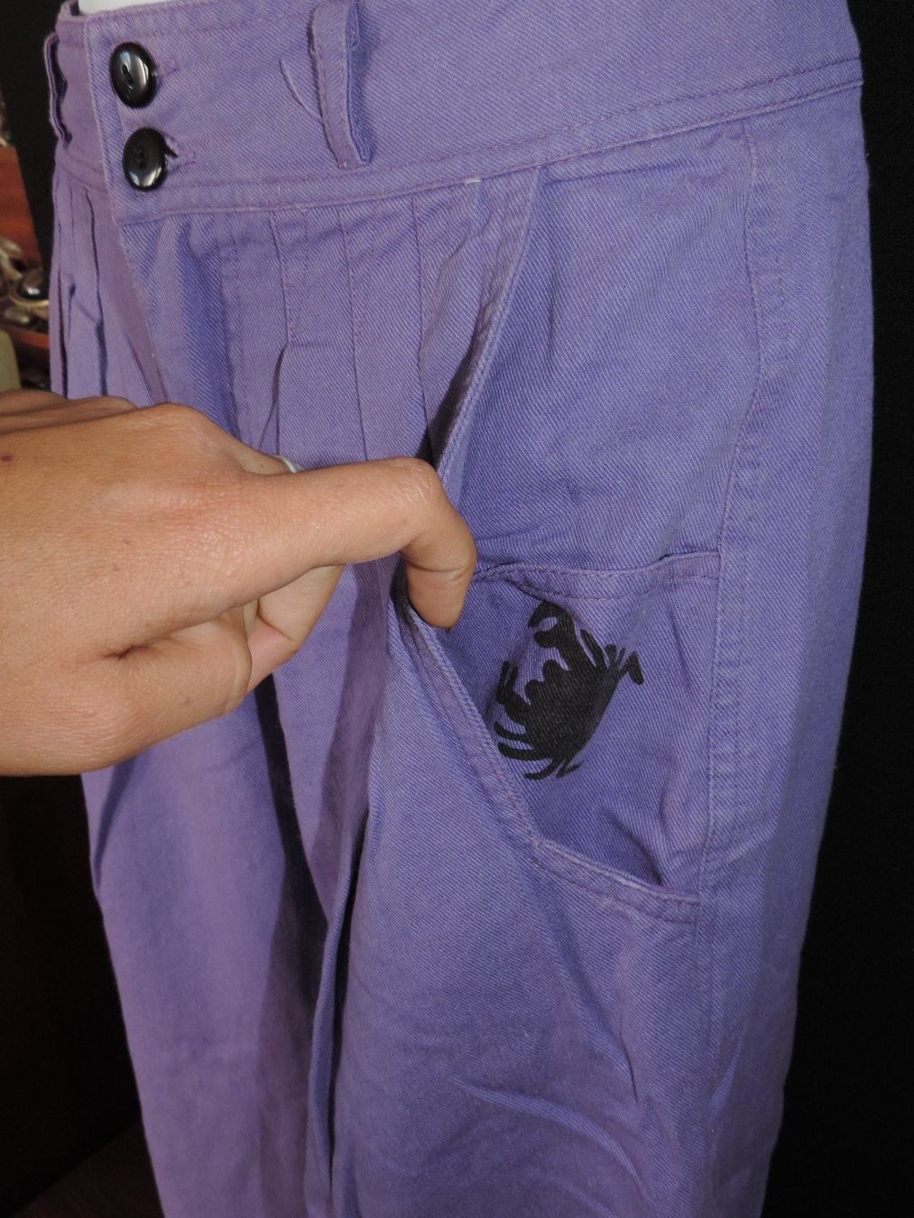 Lotti di vestiti: pantalons violet et vert – Usato da Genève venduto da Axelle333 1
