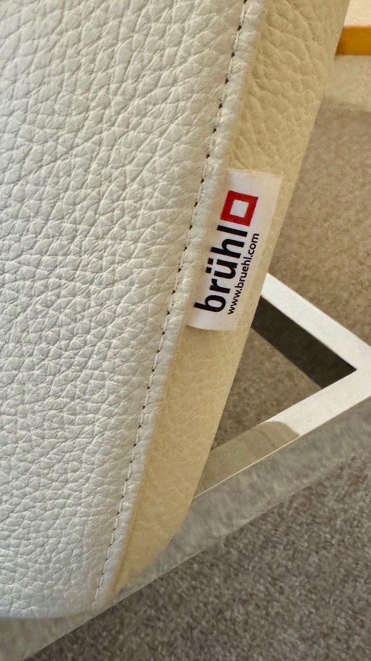 Brühl Sofas: Brühl Ledersofa ecru – Gebraucht aus Bülach von Bmricardo 3