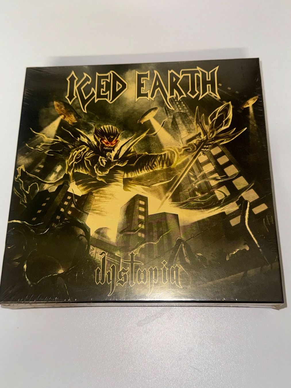 CD: Iced Earth , Dystopia, Limited Deluxe Edition – Usato da Kaiseraugst venduto da winnetou04