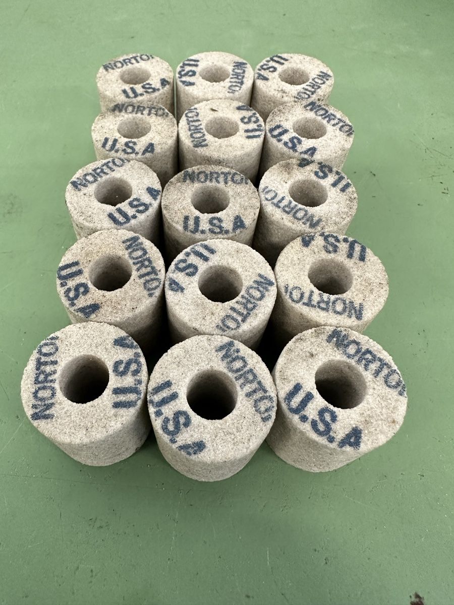 Schleifen & Polieren: Schleifstein, Grinding stones. – Neu (gemäss Beschreibung) aus Aarberg von SNMachines