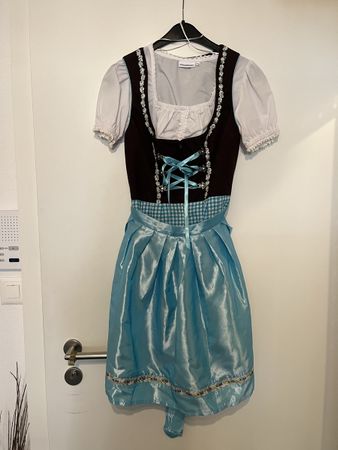 Hübsches Dirndl, Grösse 36