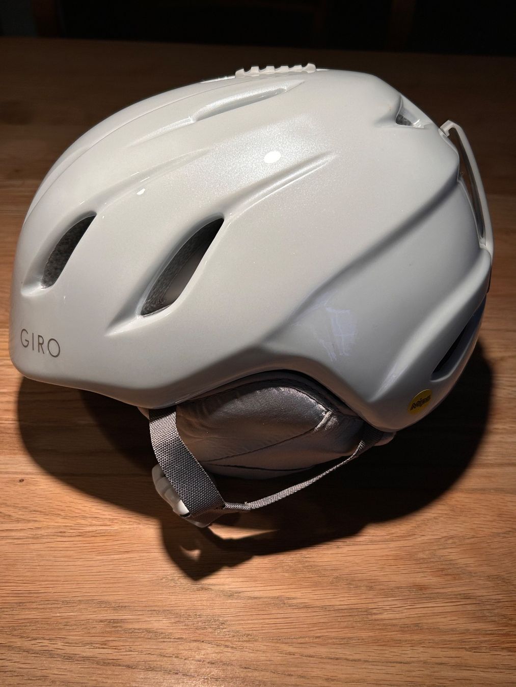 Giro Caschi: Skihelm Giro MIPS Gr.S Damen – Nuovo (secondo la descrizione) da Winterthur venduto da Dagmar-Steffen011 4