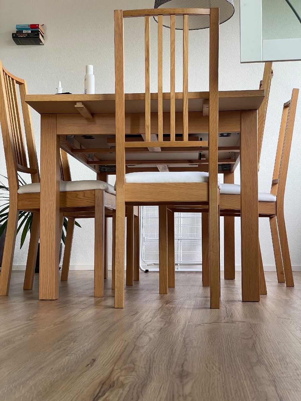 Ikea Set di tavolo e panche: Esstisch mit 5 Stühlen – Usato da Bern venduto da jas_k56d 2