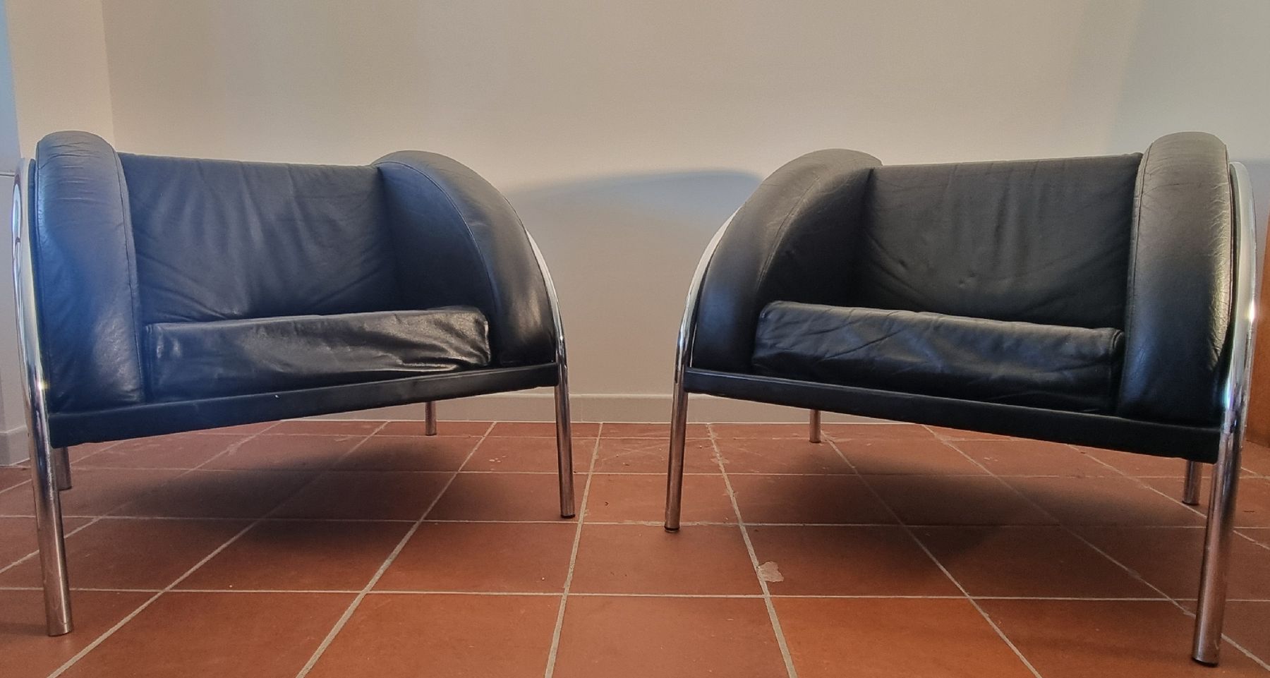Poltrone: Poltrone design stile Le Corbusier – Usato da Ligornetto venduto da nic_rp2g