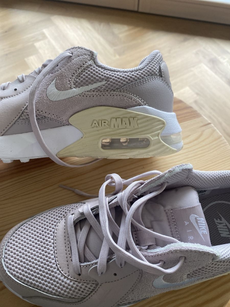 Nike Scarpe da donna: Nike Air Max Excee Pink 38 – Usato da Blauen venduto da Baggi 8