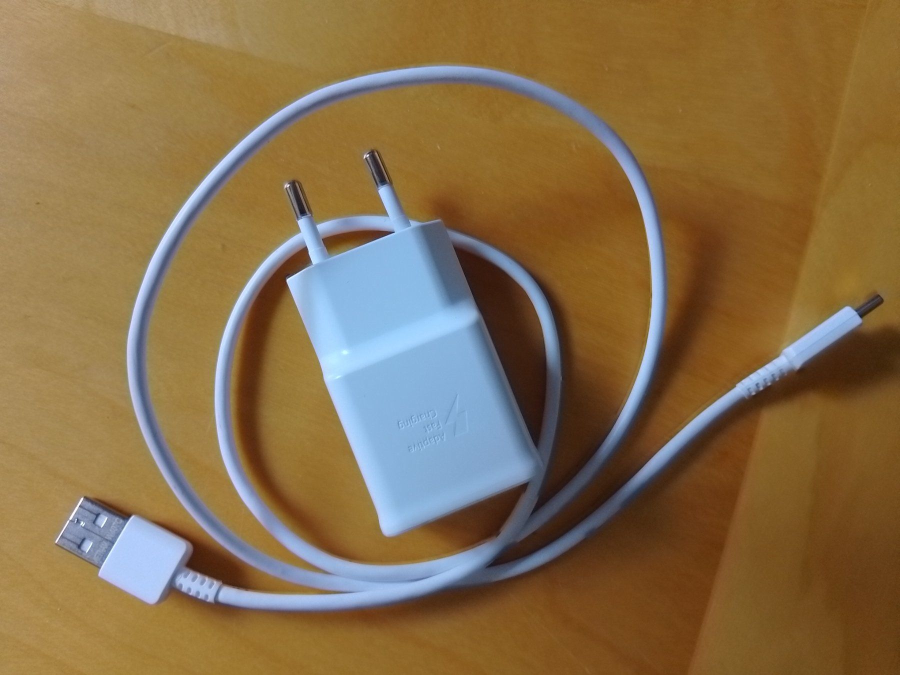 Ladegeräte: 2x Netzteil und 2x USB-C Kabel – Gebraucht aus Zürich von sch_m6rw 5
