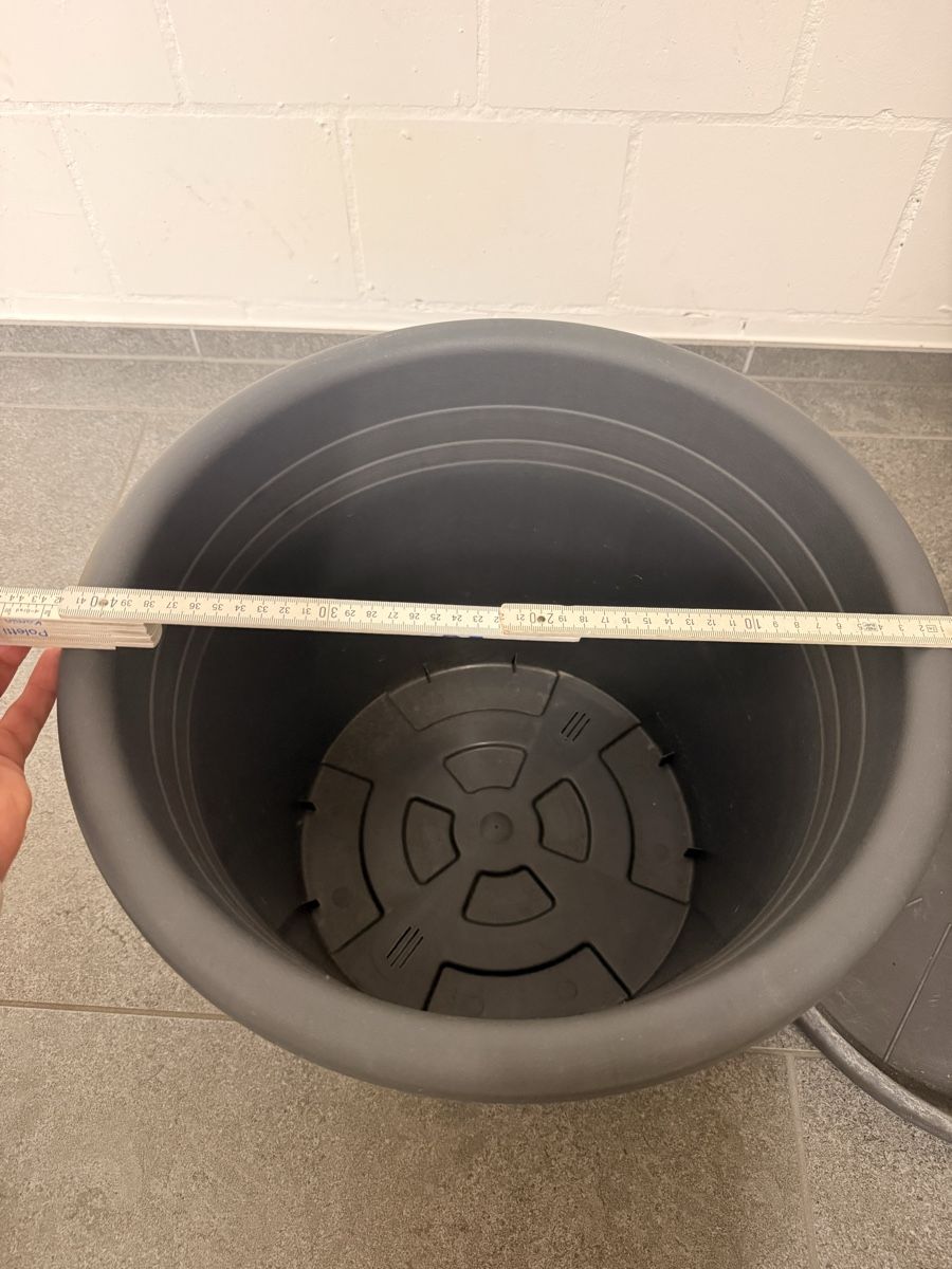 Blumentöpfe: grauer Blumentopf 37, Top Zustand! – Gebraucht aus Pfaffhausen von Beli94 2