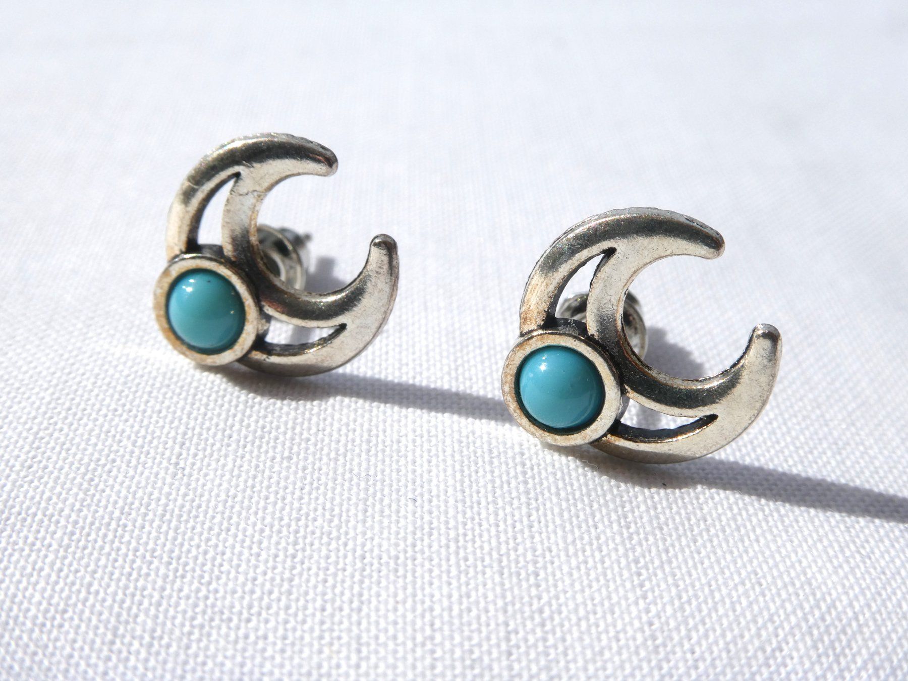 Ohrringe & -stecker: Ohrstecker, Modeschmuck – Gebraucht aus Gattikon von kaandooh