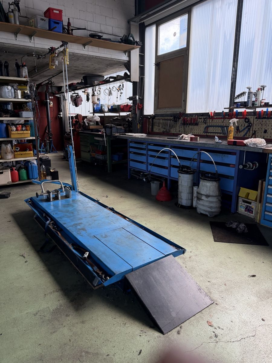 Piattaforme elevatrici: Motorcycle lift capacity 500 kg – Usato da Weiach venduto da Aleksandar.B 2