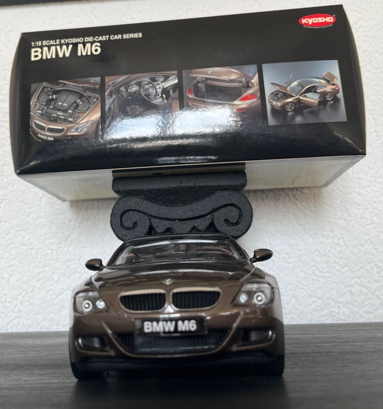 Kyosho Modellini d'auto: KYOSHO BMW M6 e63 bronze 1:18 – Usato da St-Cergue venduto da ncu_t267 2