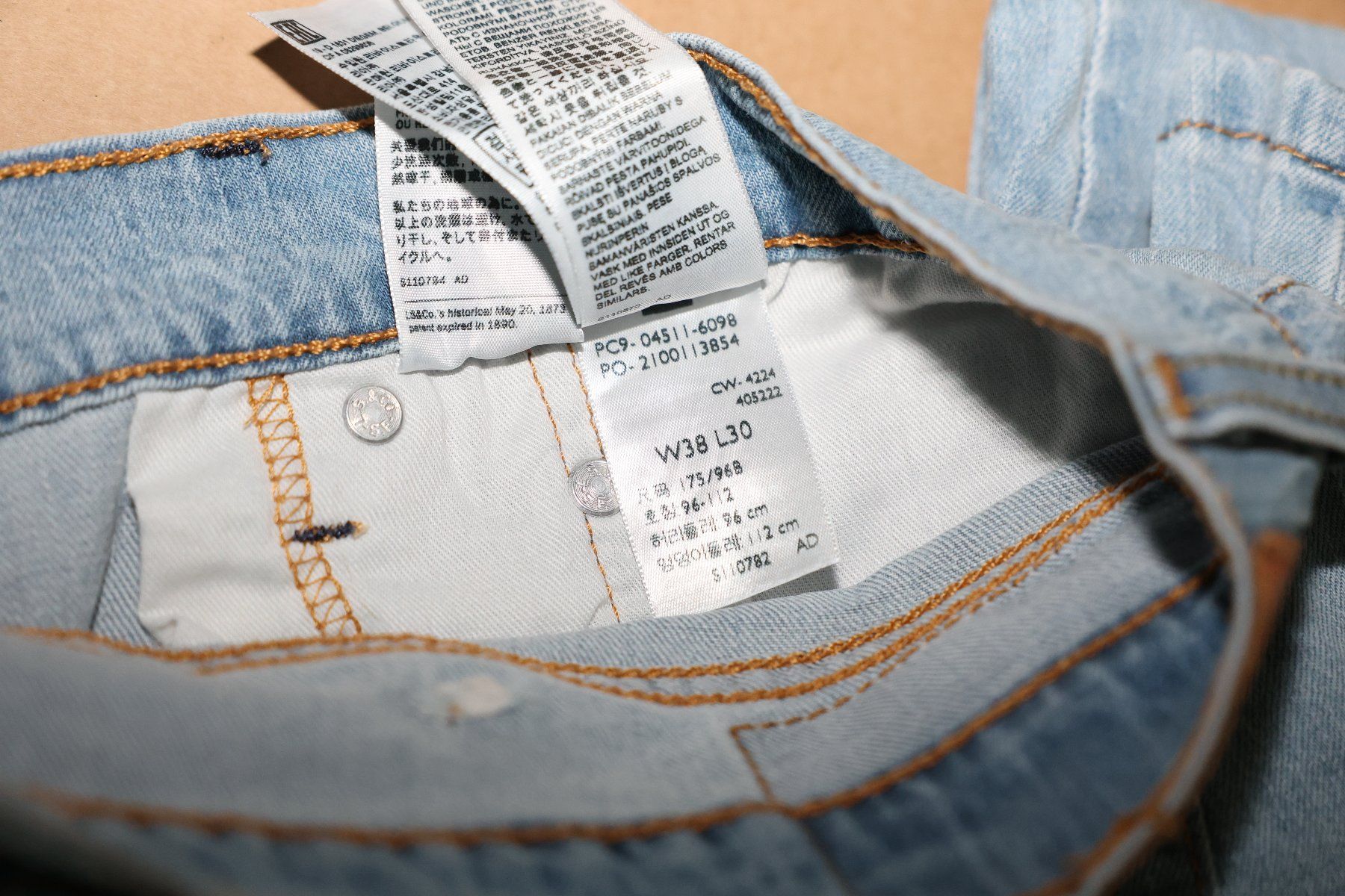 Levi's Jeans: 2x Levis 511 Jeans Slim Fit – Neu (gemäss Beschreibung) aus Zürich von Verkaufen-Schweiz 2