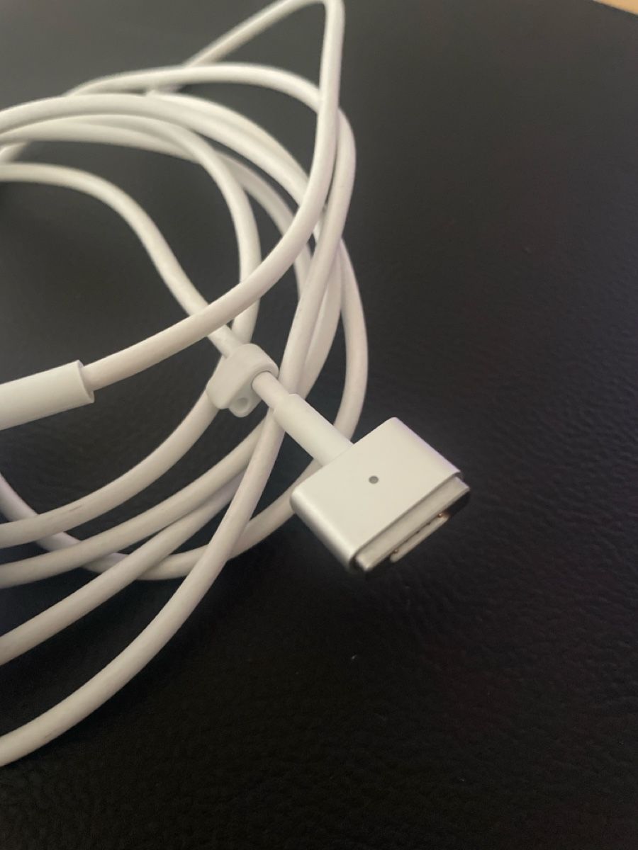 Apple Caricabatterie: Apple 45W MagSafe 2 Power Adapter  – Usato da Kräiligen venduto da SITARO 2